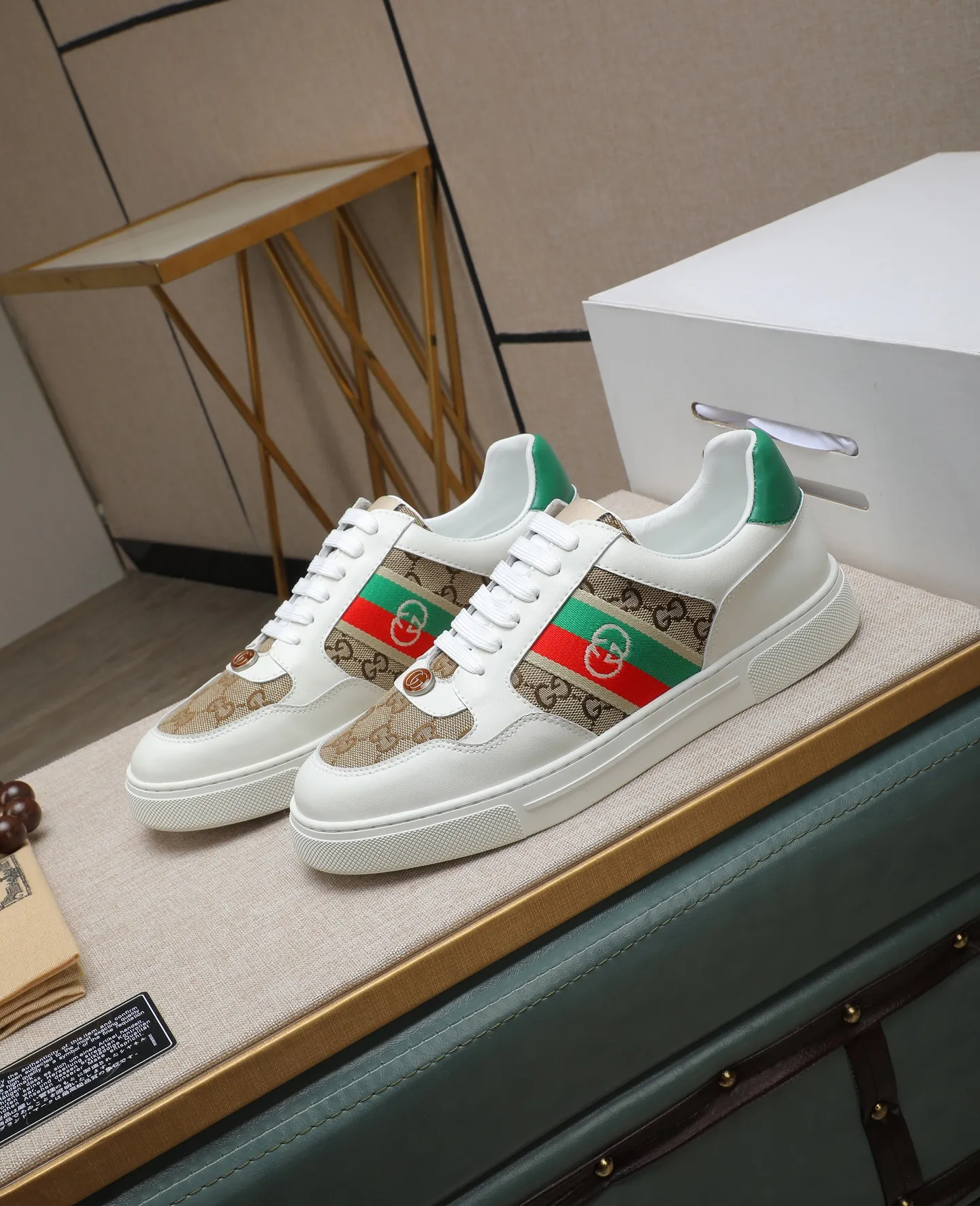 Men's men's shoes 💰440 GUCCI🔍🔍The latest model is on sale at the same time at the counter. Original calfskin imported from Italy, genuine leather lining, (high-end, noble, and classy) with exquisite workmanship. Sole: Original sole provided by the original factory, ⚠Exclusive double-layer movable molded sole super comfortable⚠, real shot 🎬The real thing is better🔍🔍"High quality·Follow the order" Code number 38-44